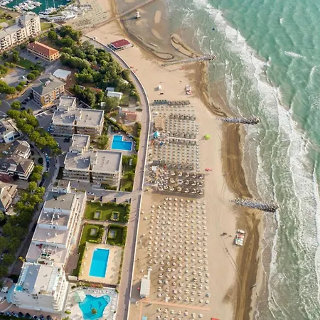 With Garden In Lignano Pineta Λινιάνο Σαμπιαντόρο