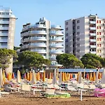 With Garden In Lignano Pineta * Lignano Sabbiadoro
