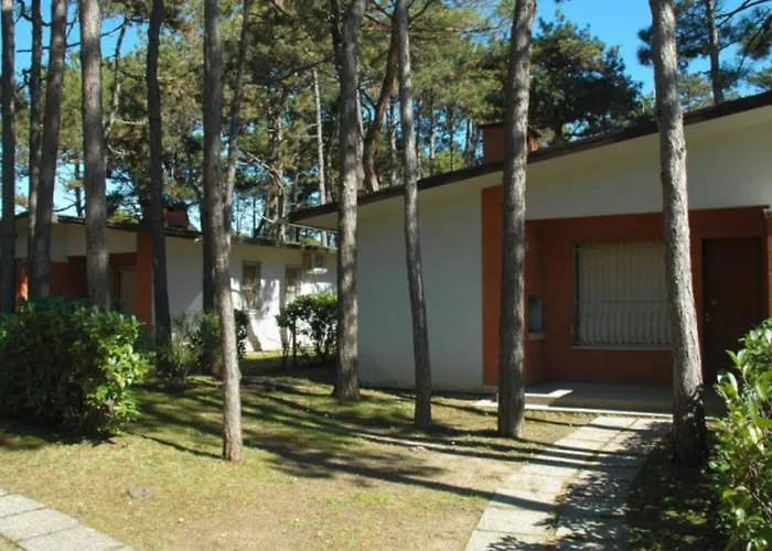 Villa With Garden In Lignano Pineta